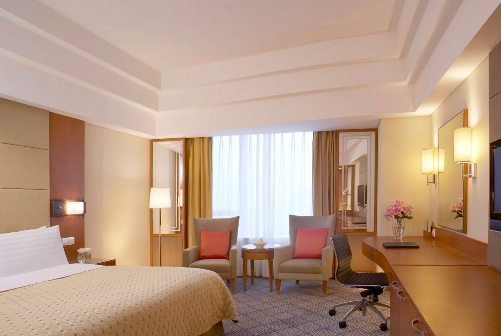 Deluxe, King Bed