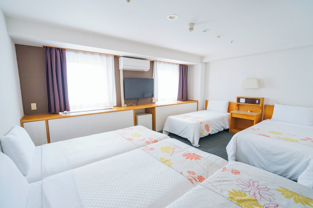 FAMILY, 4 BEDS, WITH EXTRA BED