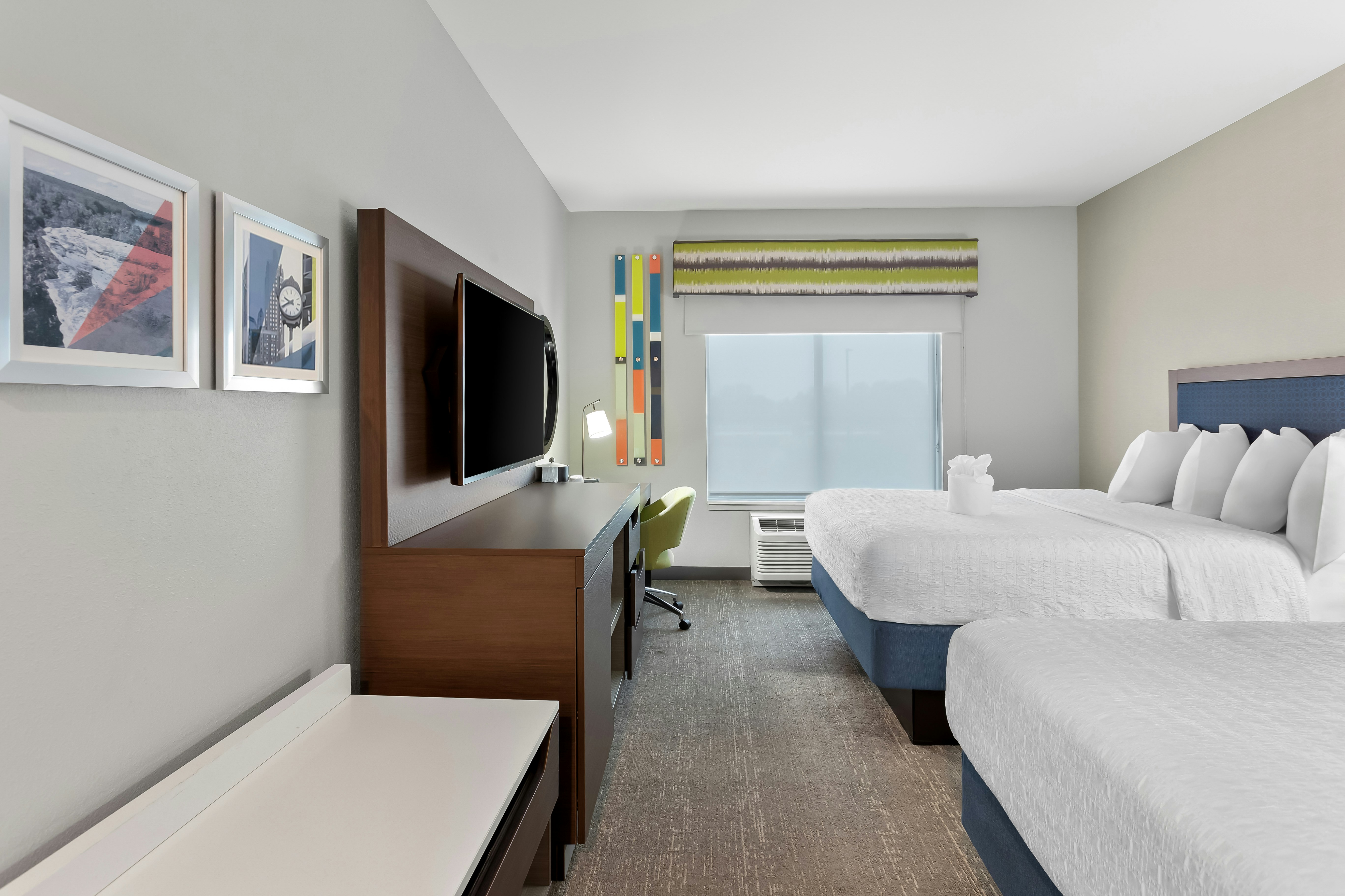 Room, 2 Queen Beds, Accessible, Hampton Inn Huntley Chicago 2/6