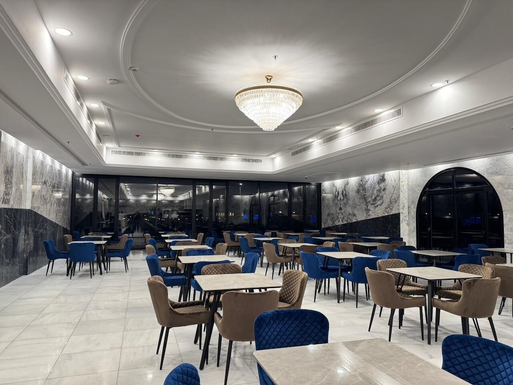 OYO 687 Sunday jeddah Hotel 45/60