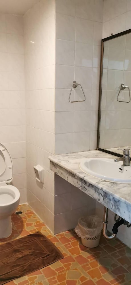 Traveller Inn Hotel 17/62