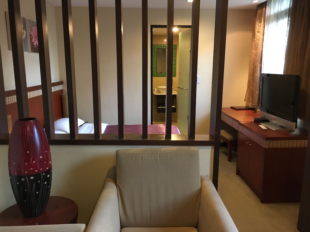 Eastern Beauty Hotel 17/26