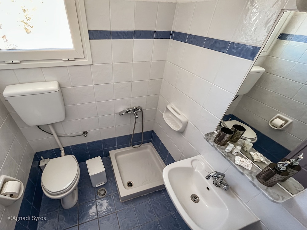 Agnadi Syros Studios & Rooms 47/50
