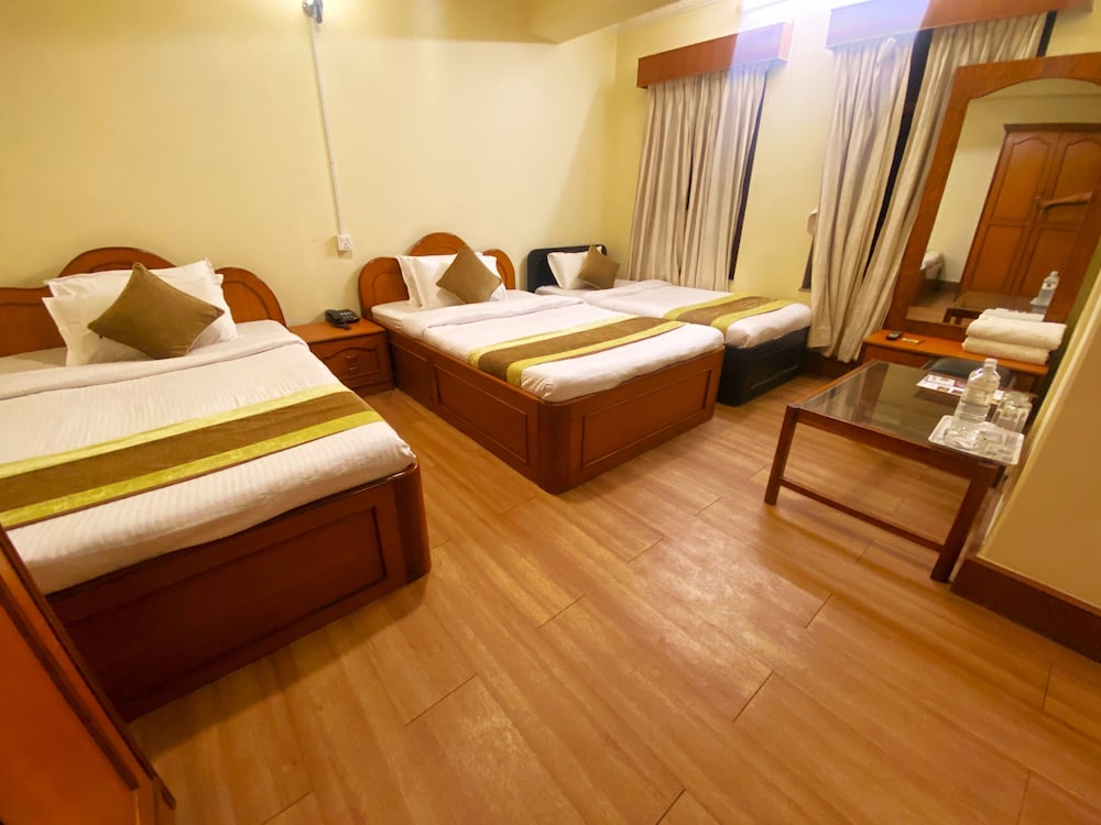 Bodhi Inn & Suite 16/50