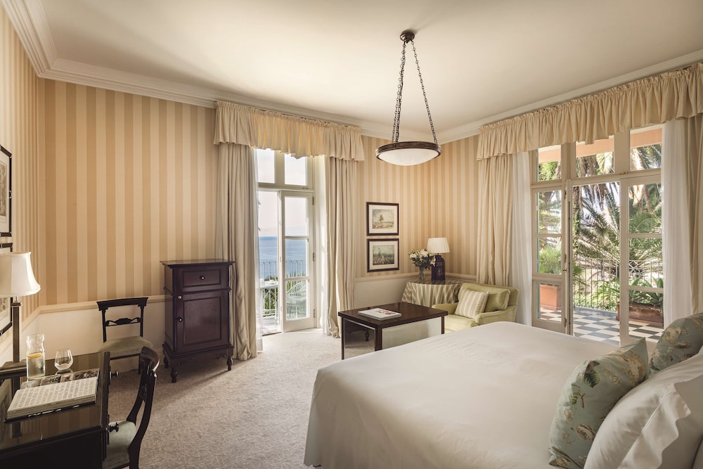 Junior Suite, Deluxe, King Bed