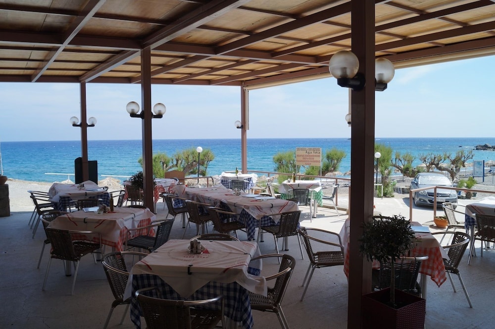 Agia Fotia 13/30