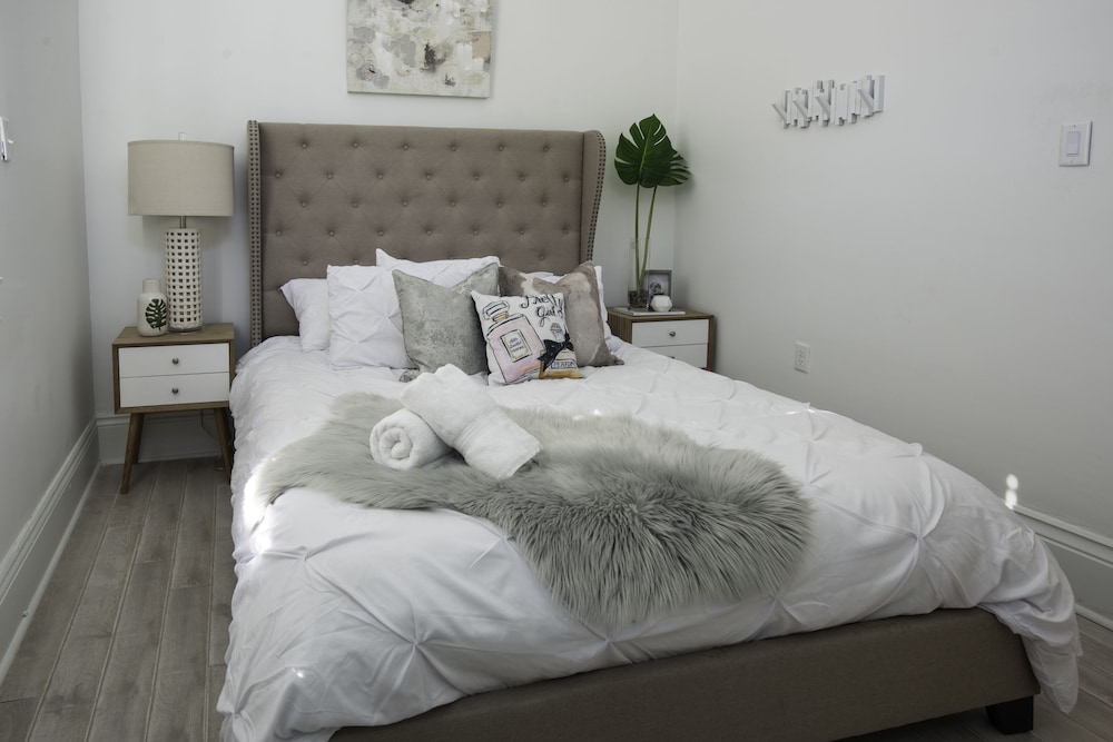 Best Location 7BR Next to FR Quarter! By YouRent 14/48