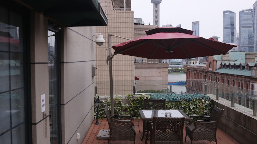Jinjiang Metropolo Classiq Off Bund 4/50