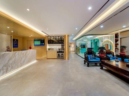 Lavande Hotel(Beijing International Trade Sihui subway station store) 6/29