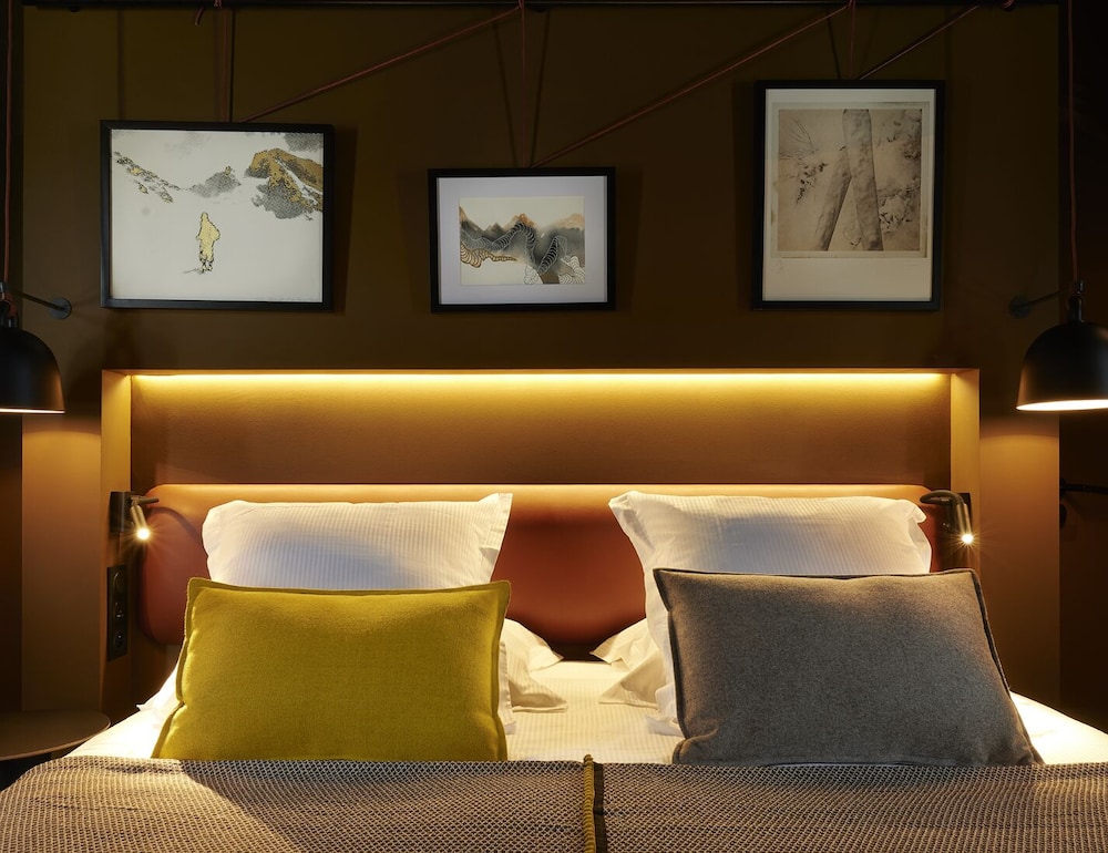 Hotel Mil8 20/45
