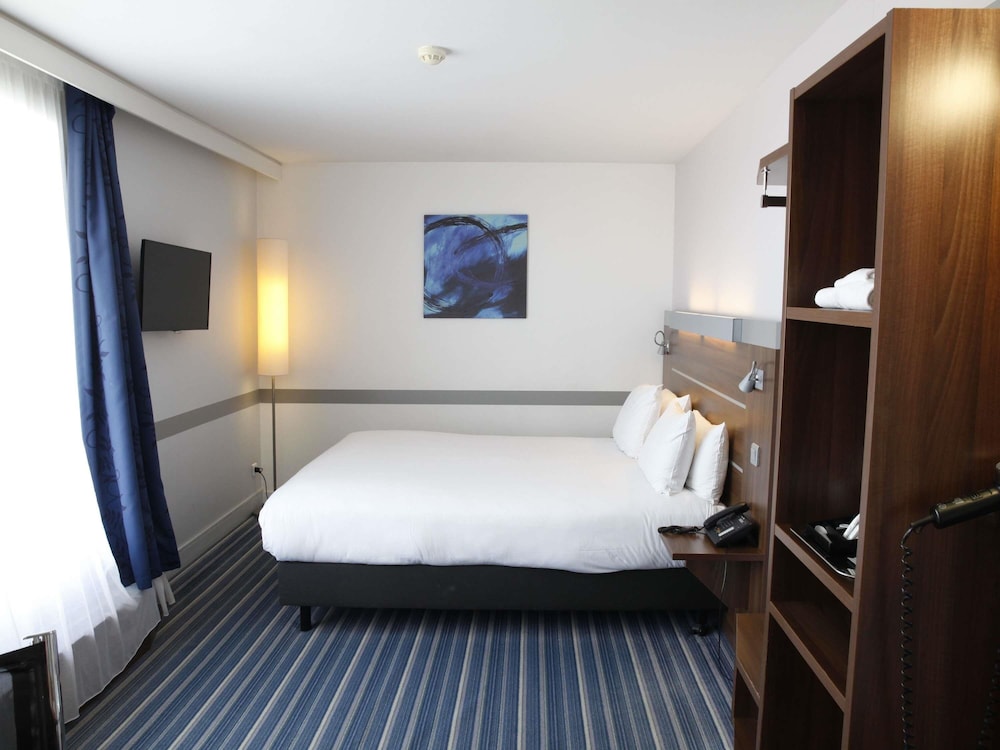 STANDARD, DOUBLE BED