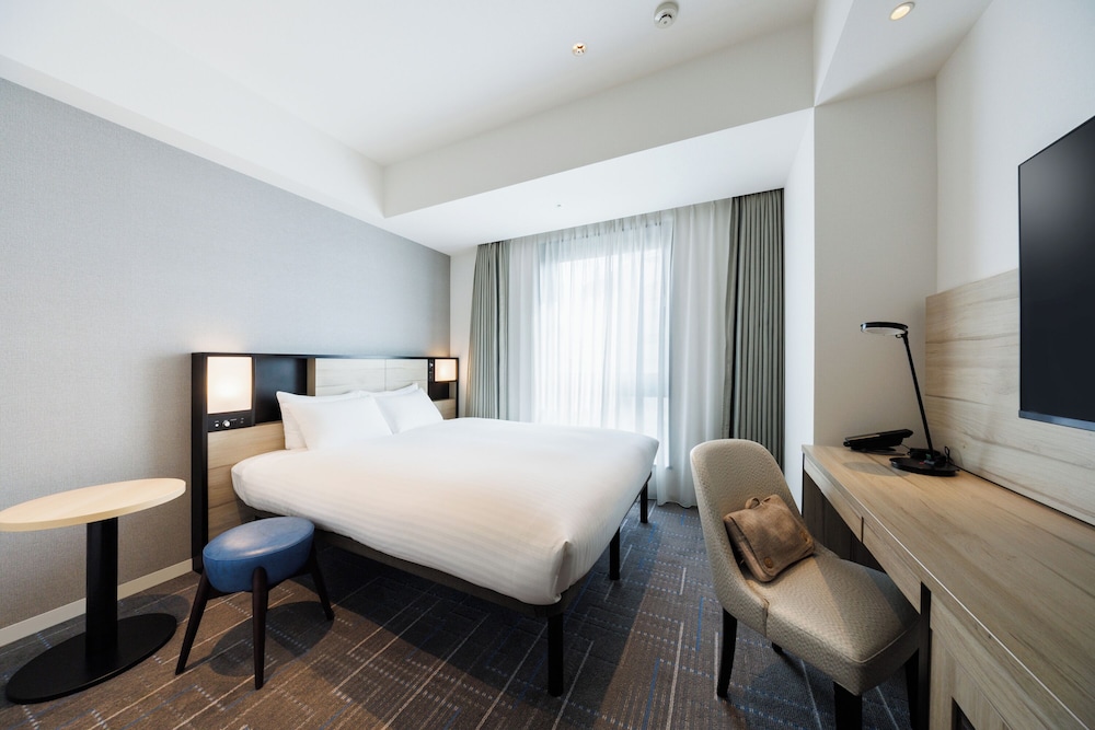 JR East Hotel Mets Gotanda 14/30