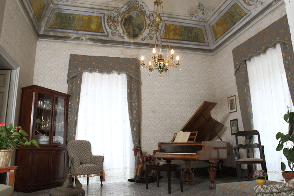 PALAZZO IL CAVALIERE B&B DE CHARME 47/68
