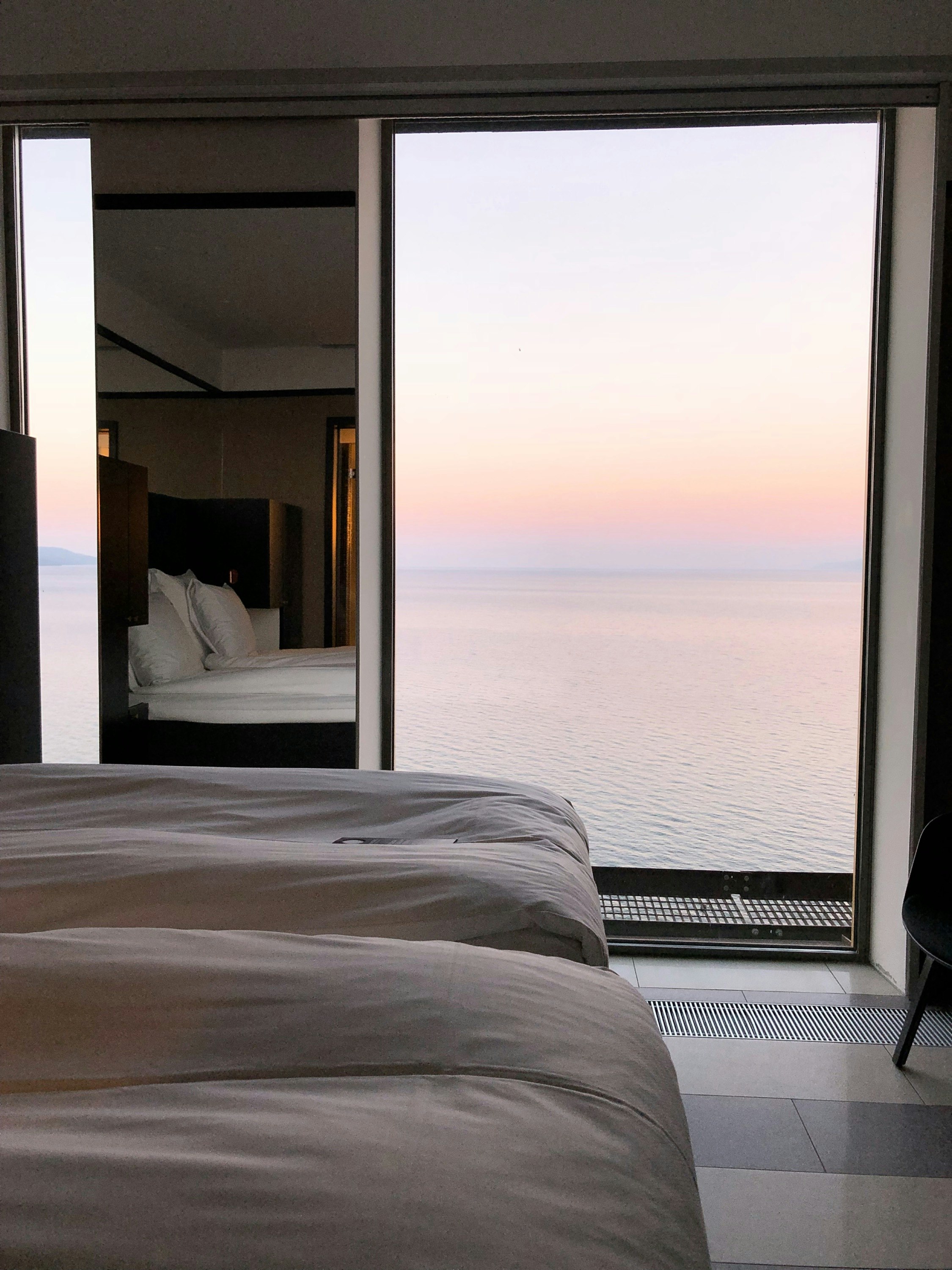 Vox Hotel 10/26