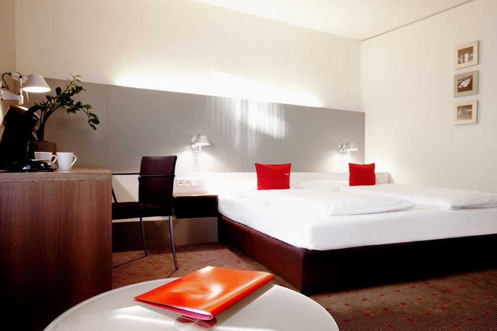 Vienna House Easy by Wyndham Stuttgart 26/68