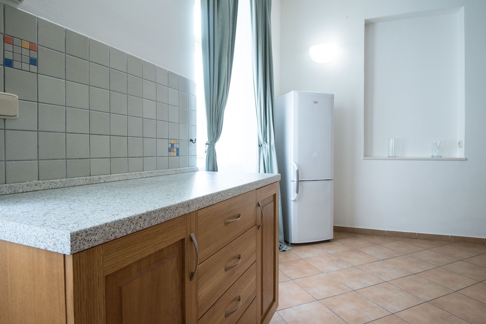 White Swan Boutique Apartments 8/58