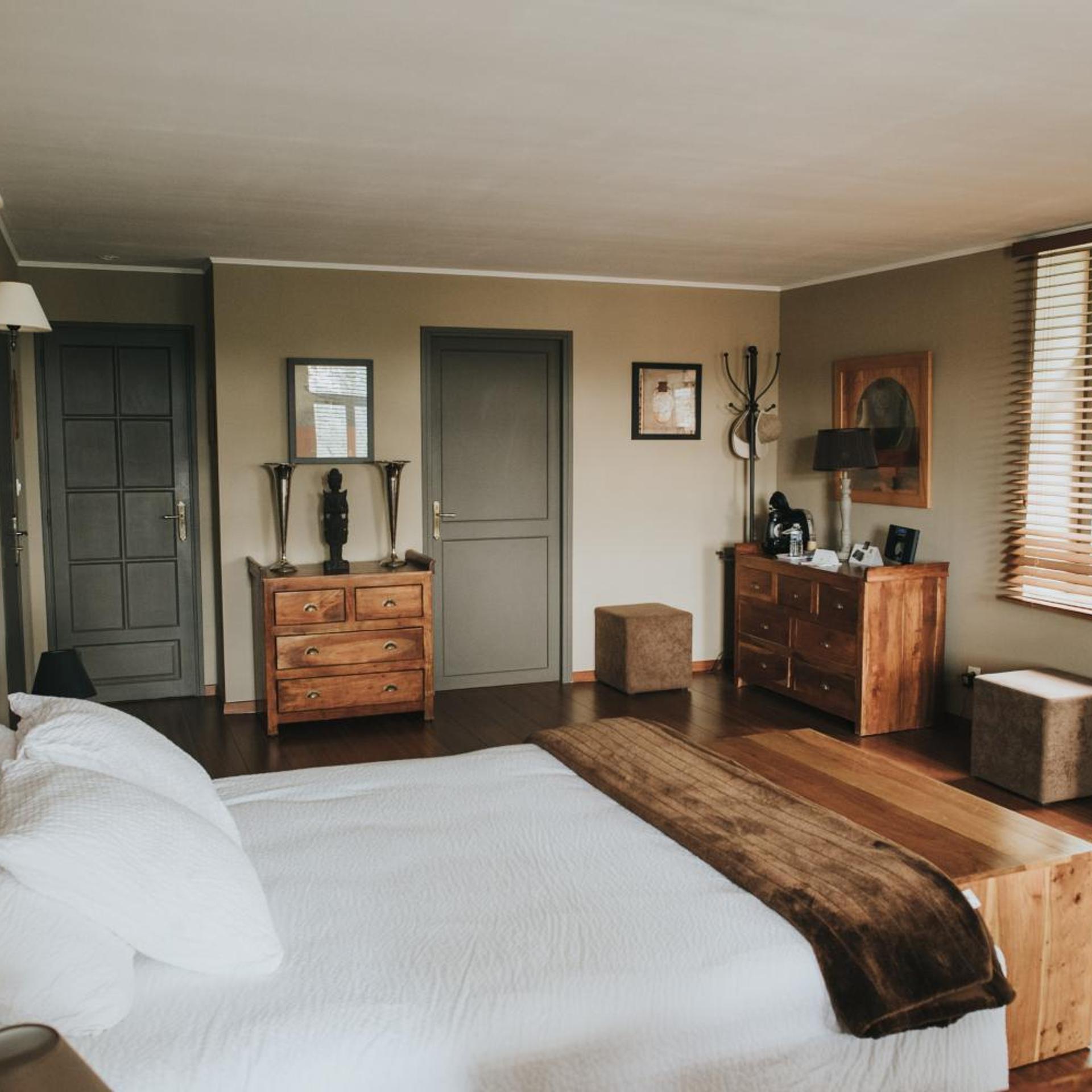 HOTEL LE MOULIN D'ARTRES 14/49