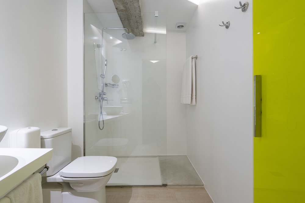 Bh Atarazanas Malaga Boutique Hotel 46/50