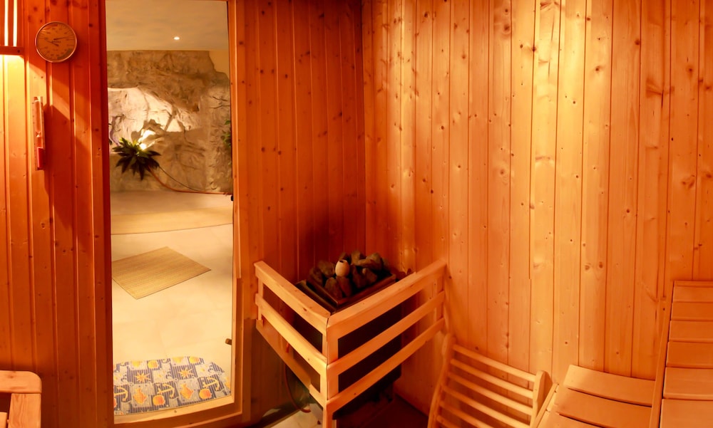 Hotel Froehlich 13/30