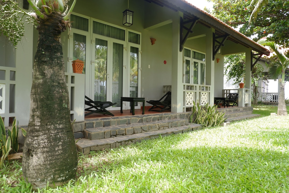 Hoi An Beach Resort 3/70