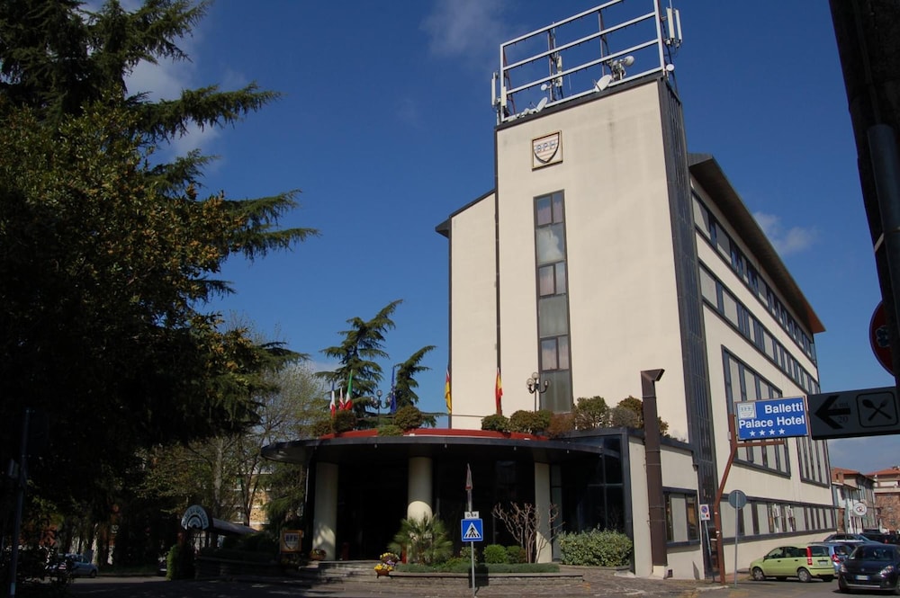 Balletti Palace Hotel 4/40