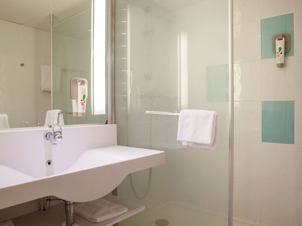 Ibis Styles Tours Sud 21/78