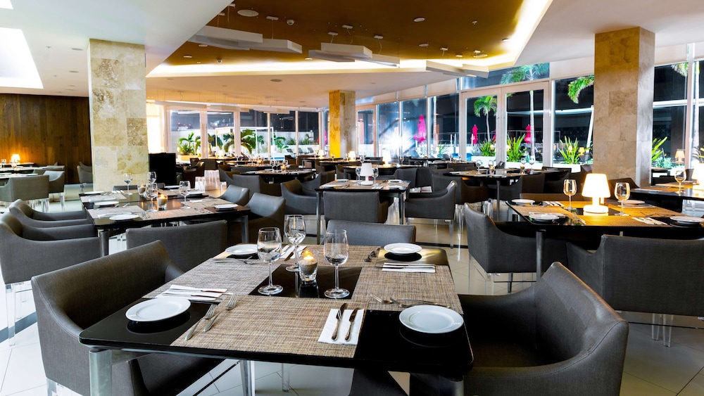 DoubleTree by Hilton Mazatlan 62/81