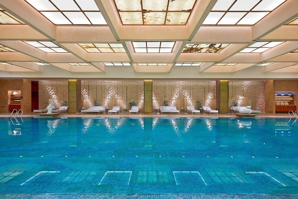 Mandarin Oriental Shanghai 26/78