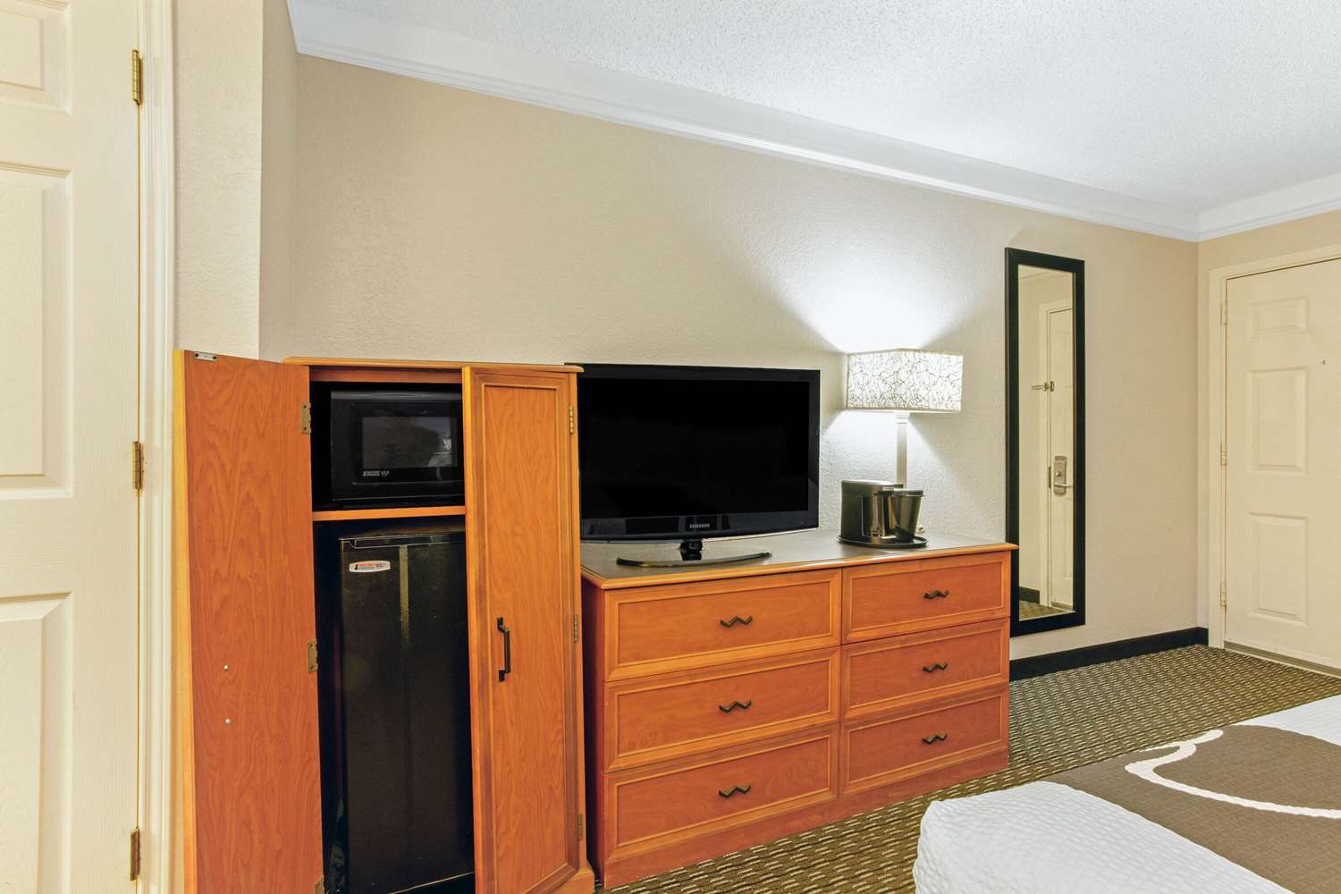 La Quinta Inn by Wyndham and Conference Center San Angelo 9/44