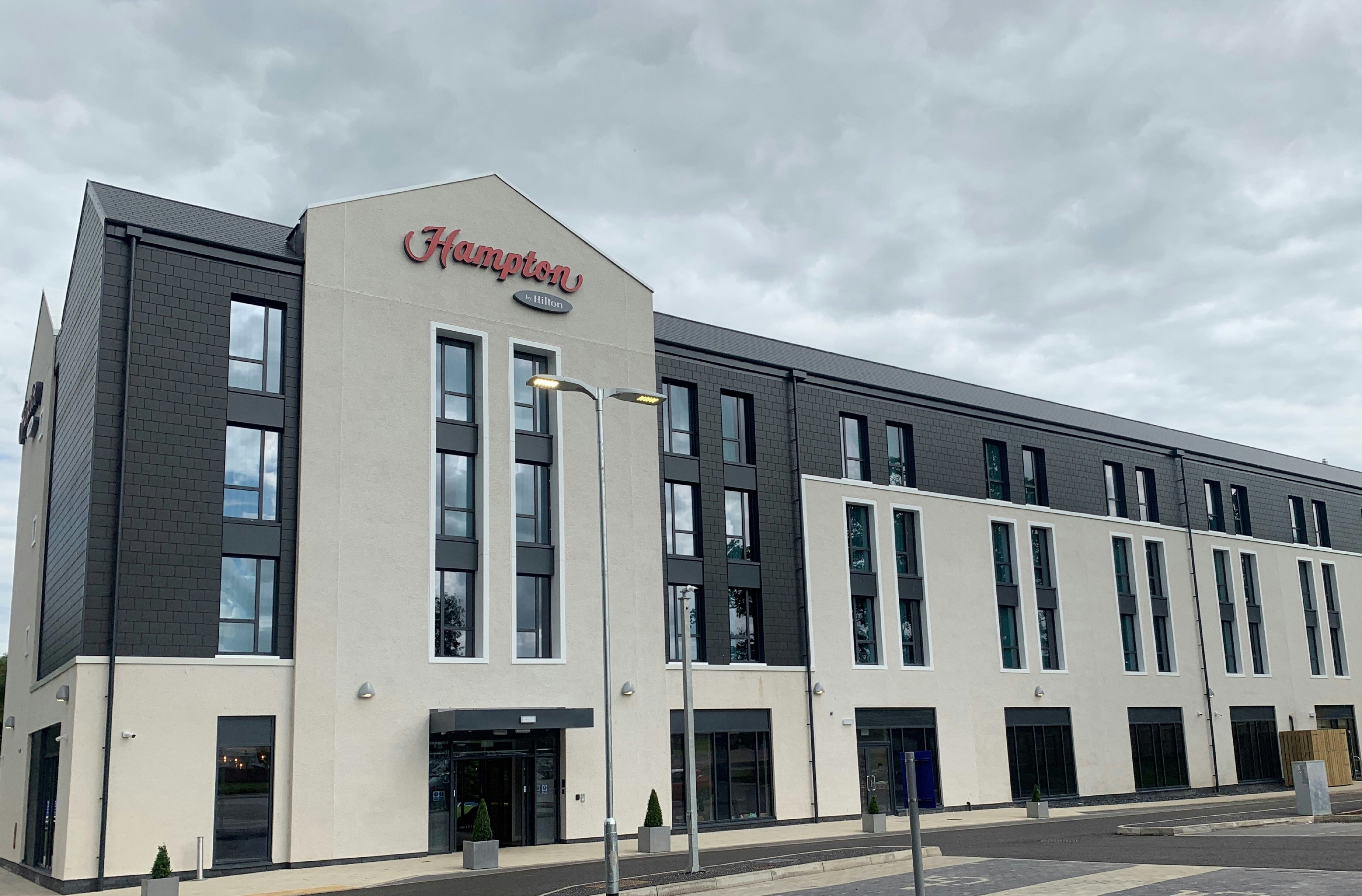 Hampton by Hilton Hamilton Park 2/49
