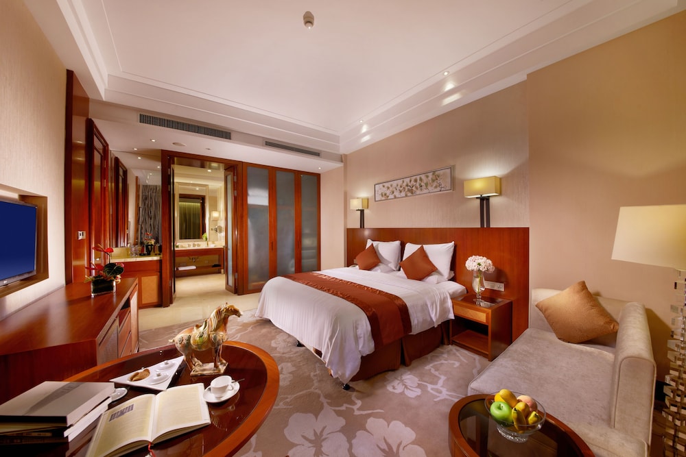 NEW CENTURY RESORT SIMING LAKE YUYAO 10/29