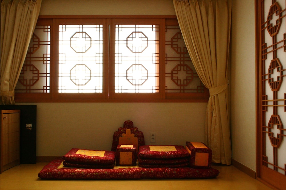 Juwangsan Spa Tourist Hotel 20/35