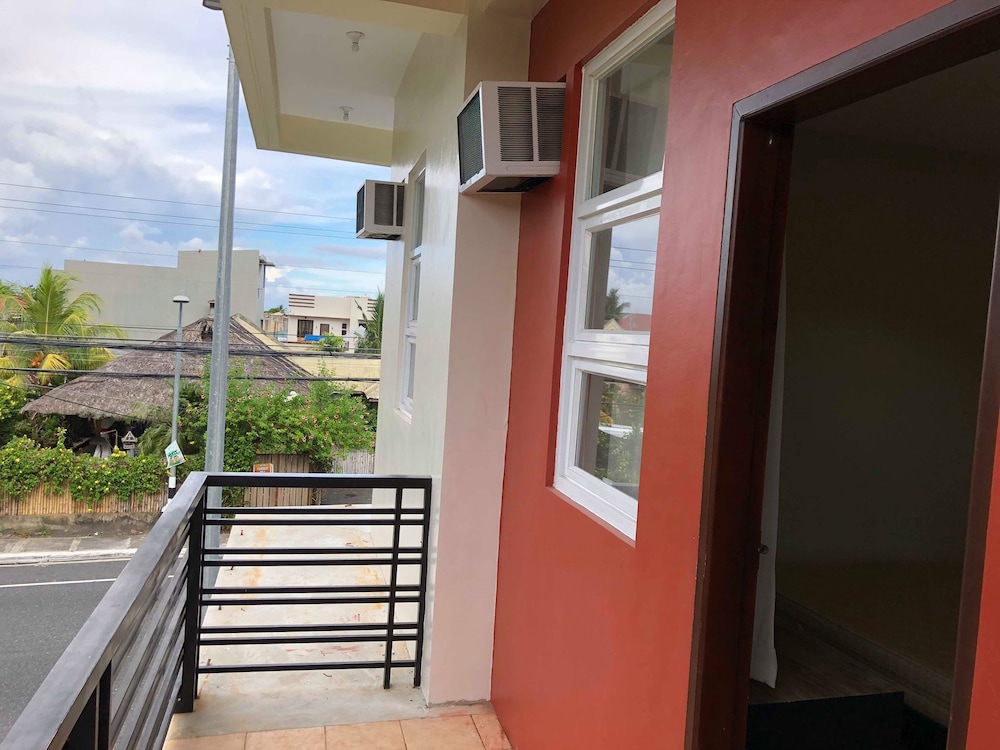 Golite Hostel 4/18