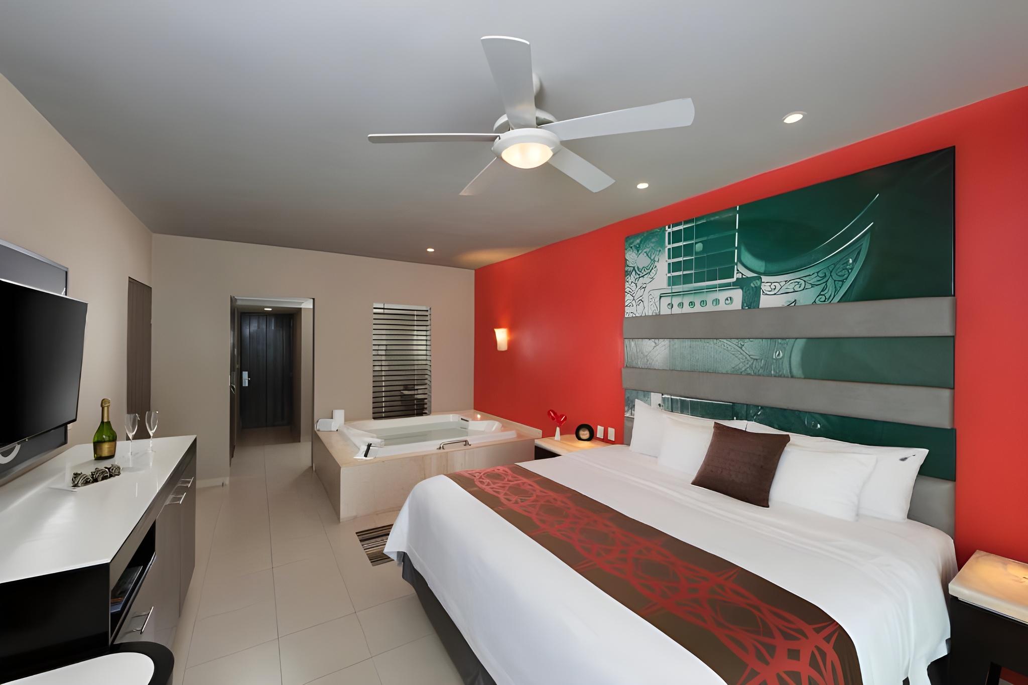 Royal, Rock, 2 Double Beds, Ocean View