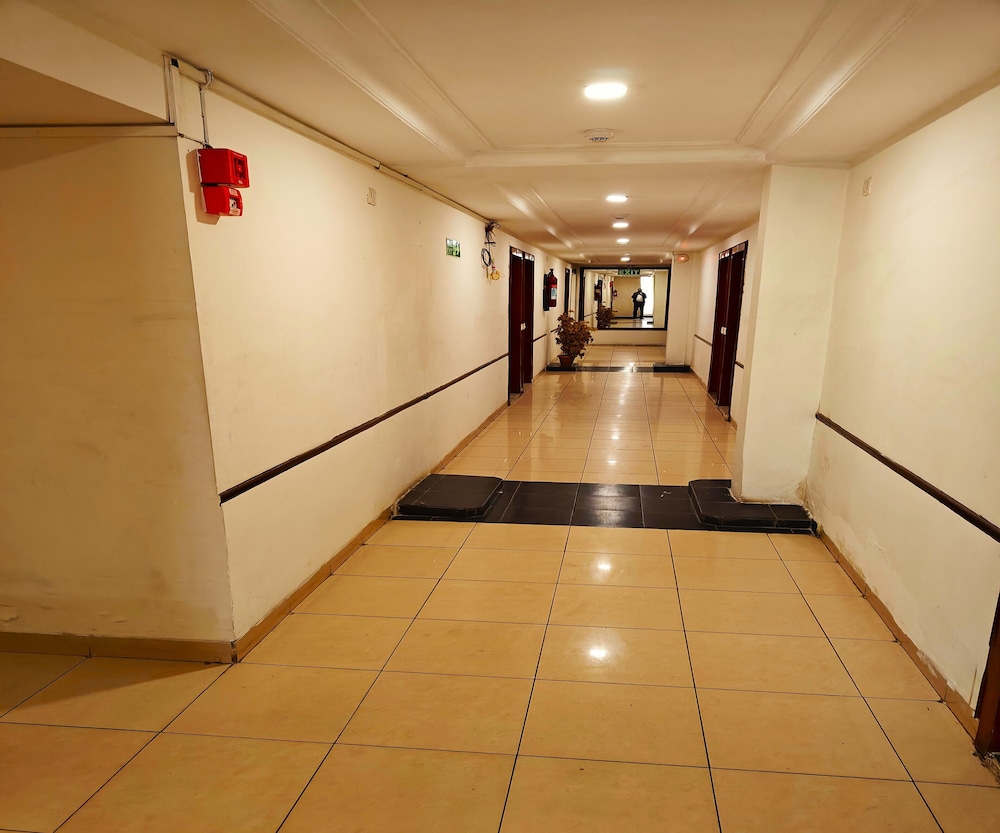 HOTEL SADHBHAV 5/49