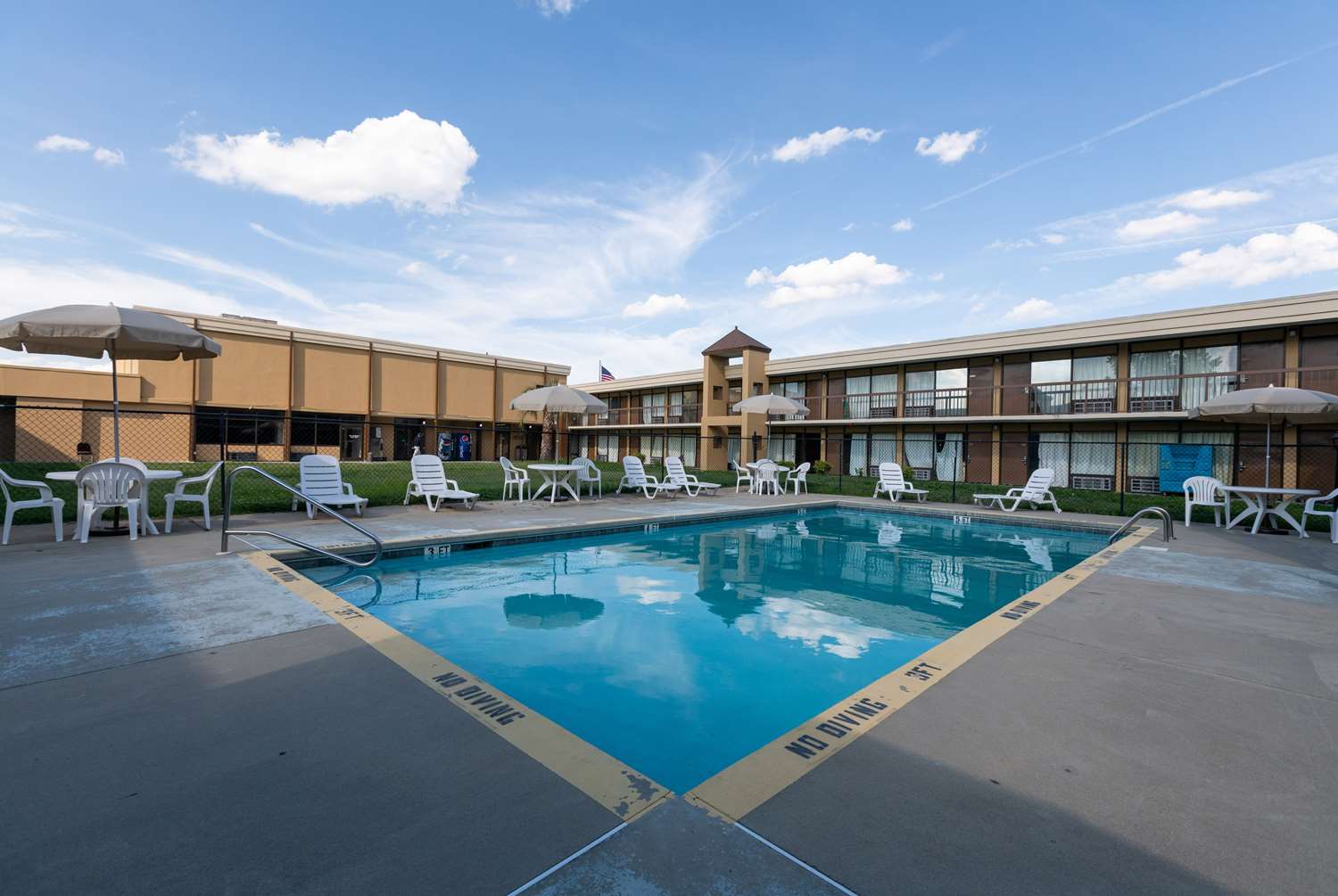 Super 8 by Wyndham Goldsboro 6/7