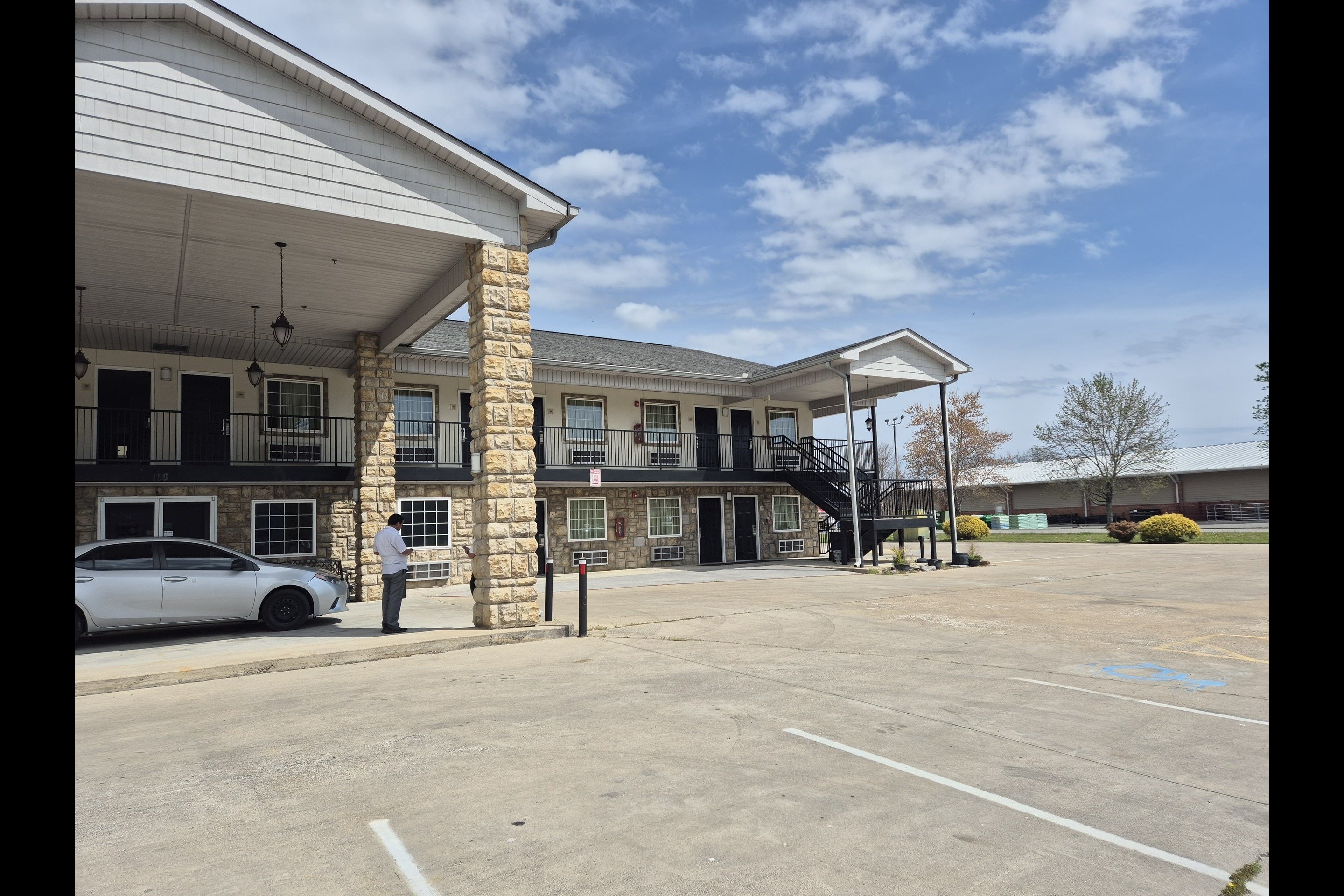 General Bragg Inn & Suites Chickamauga 13/19