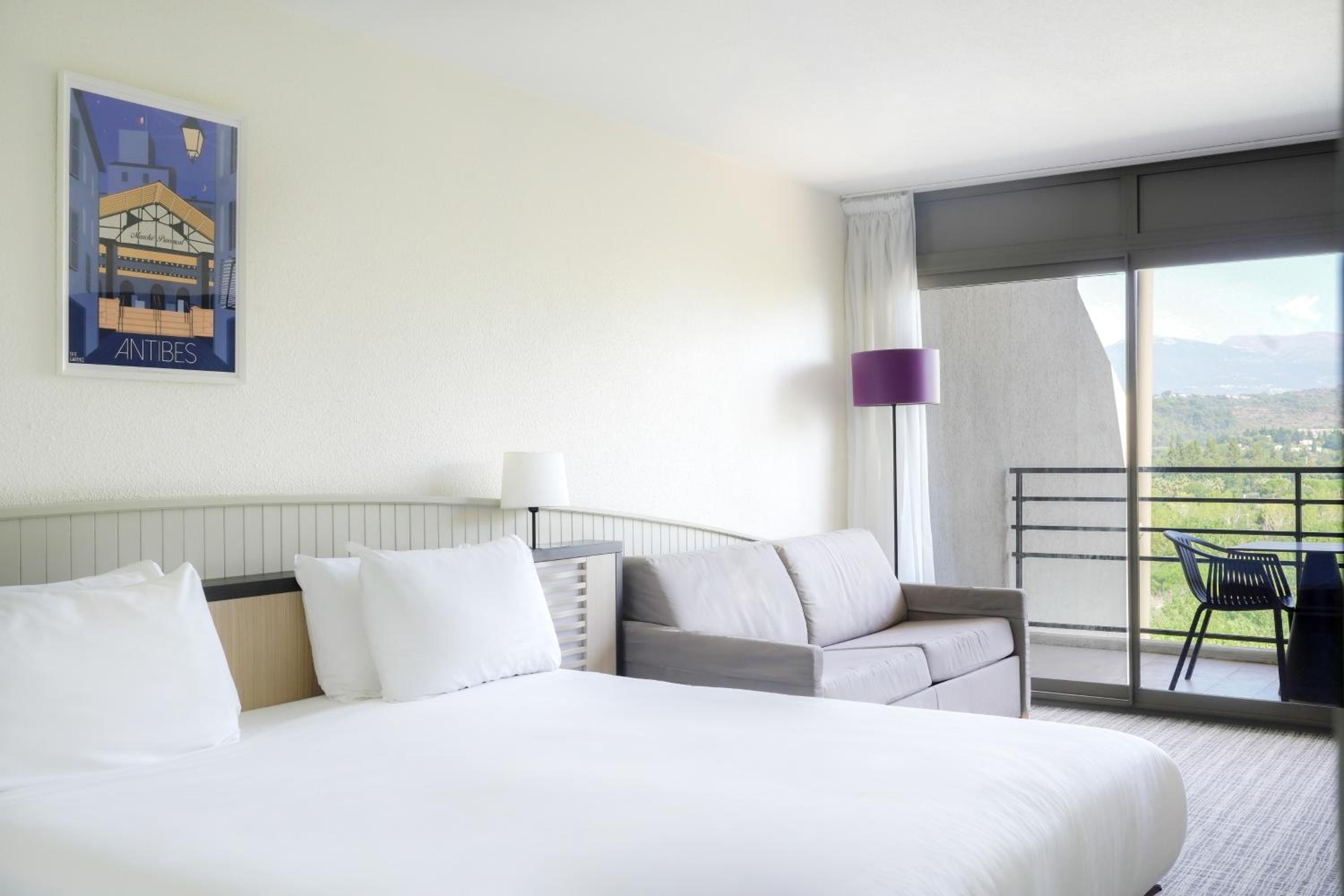 Room, Double Bed, Lateral Side Sea View