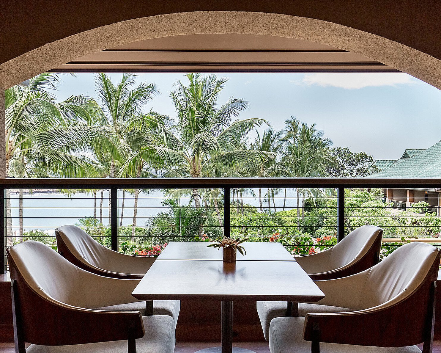 Four Seasons Resort Lanai 60/80
