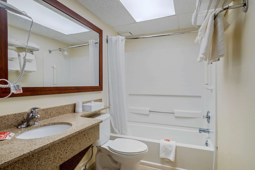 Quality Inn Ocean City Beachfront 16/30
