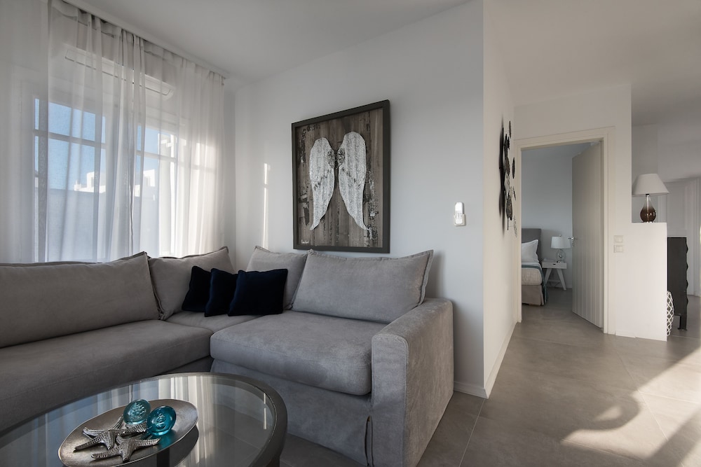 Riva Suites 29/50