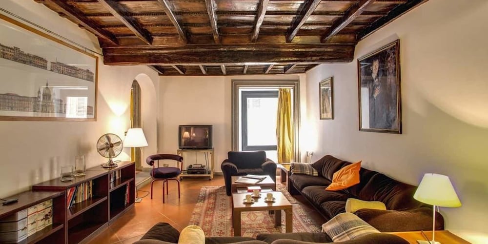 Cartari Elegant Suite Piazza Navona 12/21