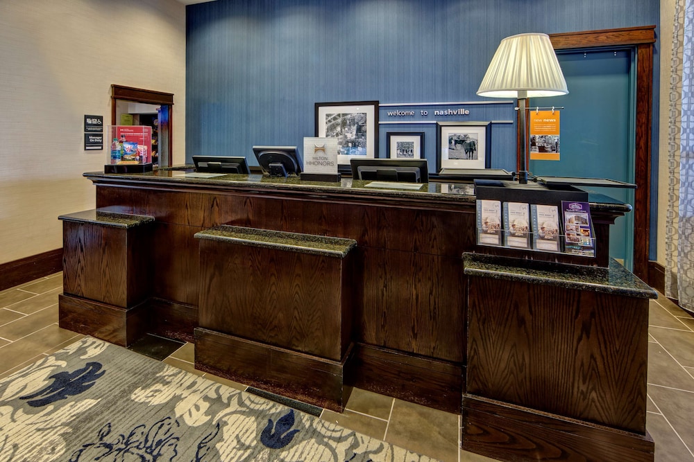 Hampton Inn And Suites Nashville Downtown Tn 10/53