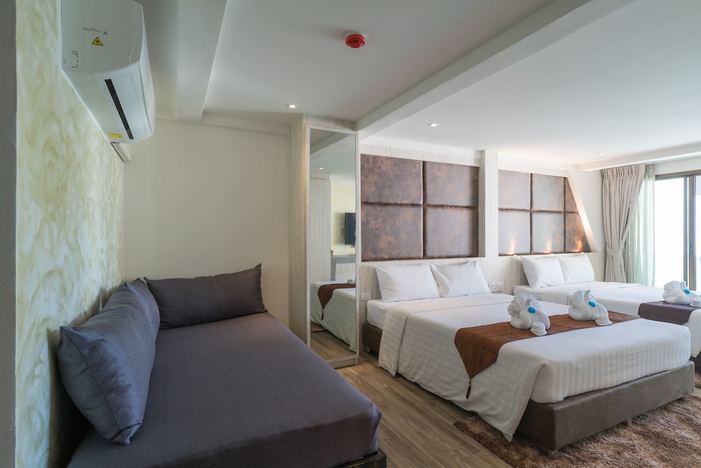 Destinaation Patong Boutique By The Sea 20/55