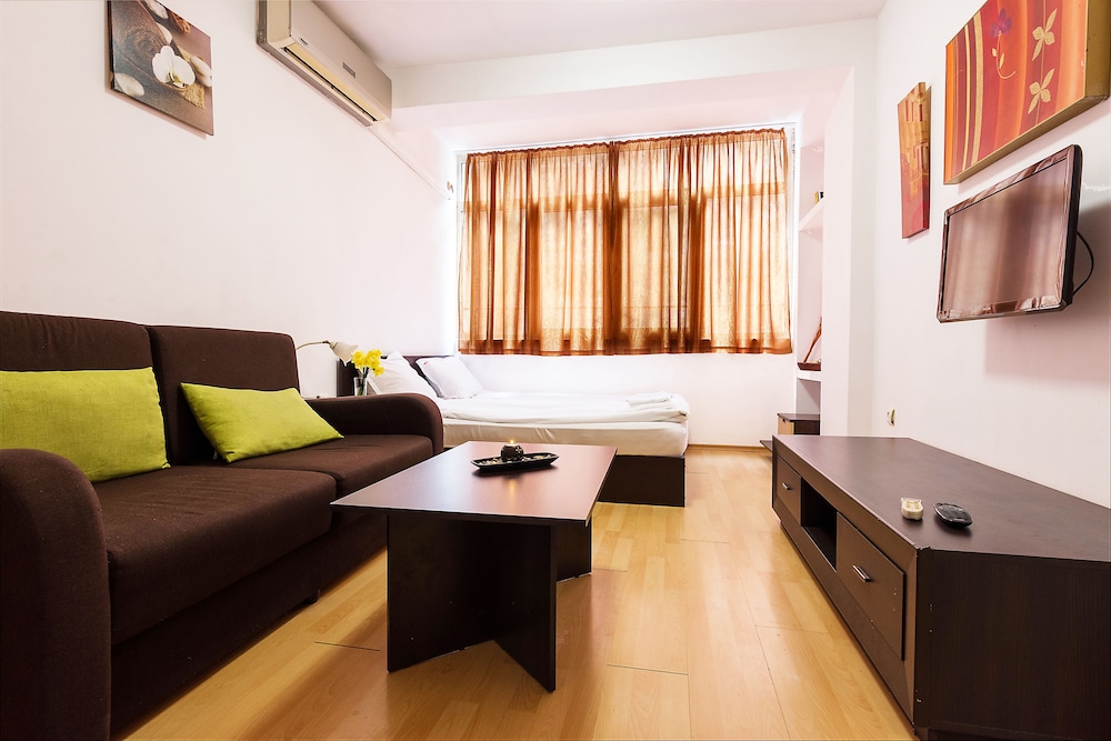 Samuil Apartments 29/46