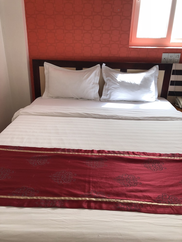 Linh Phuong 2 Hotel 16/64