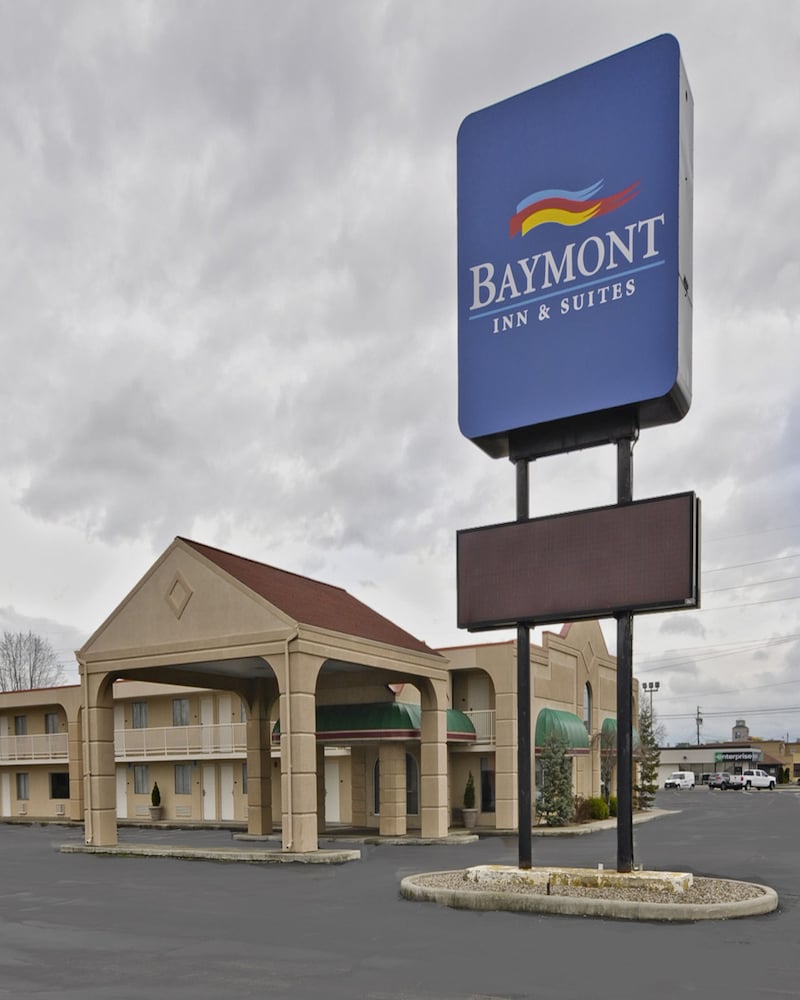 Baymont By Wyndham Sandusky photo4