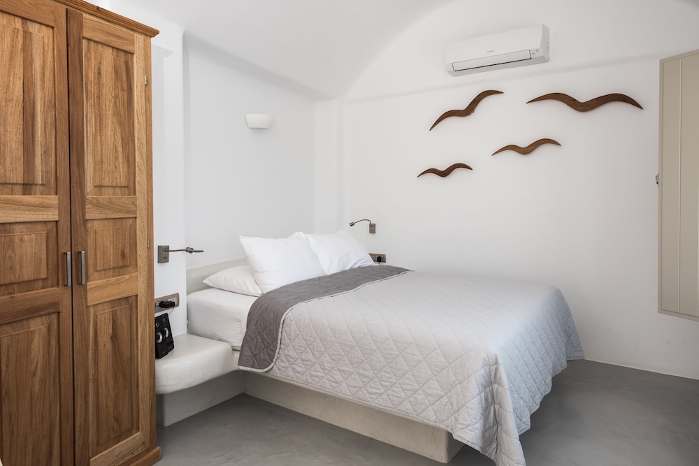 Allure Breeze Suites 14/79
