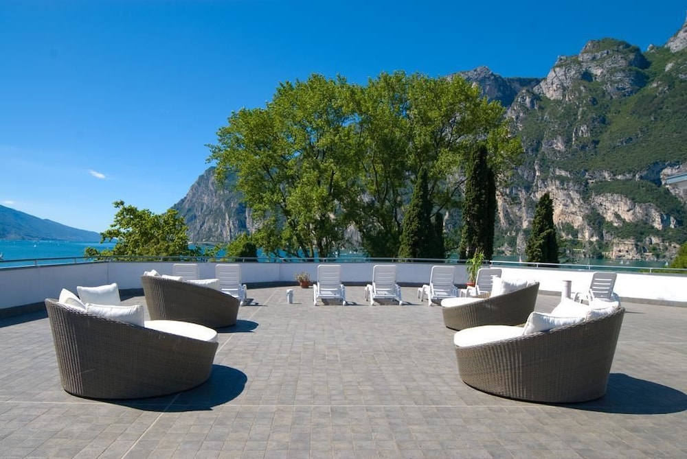 Hotel Oasi Wellness Spa 24/27
