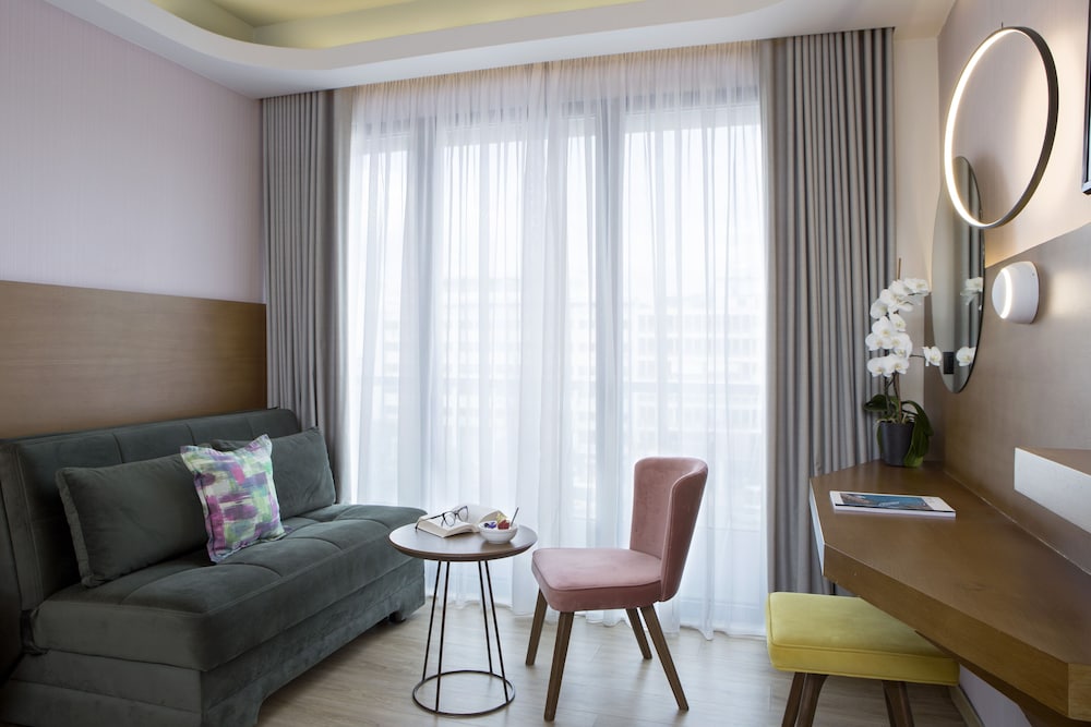 Zeus Essence Wyndham Athens Residence 48/76